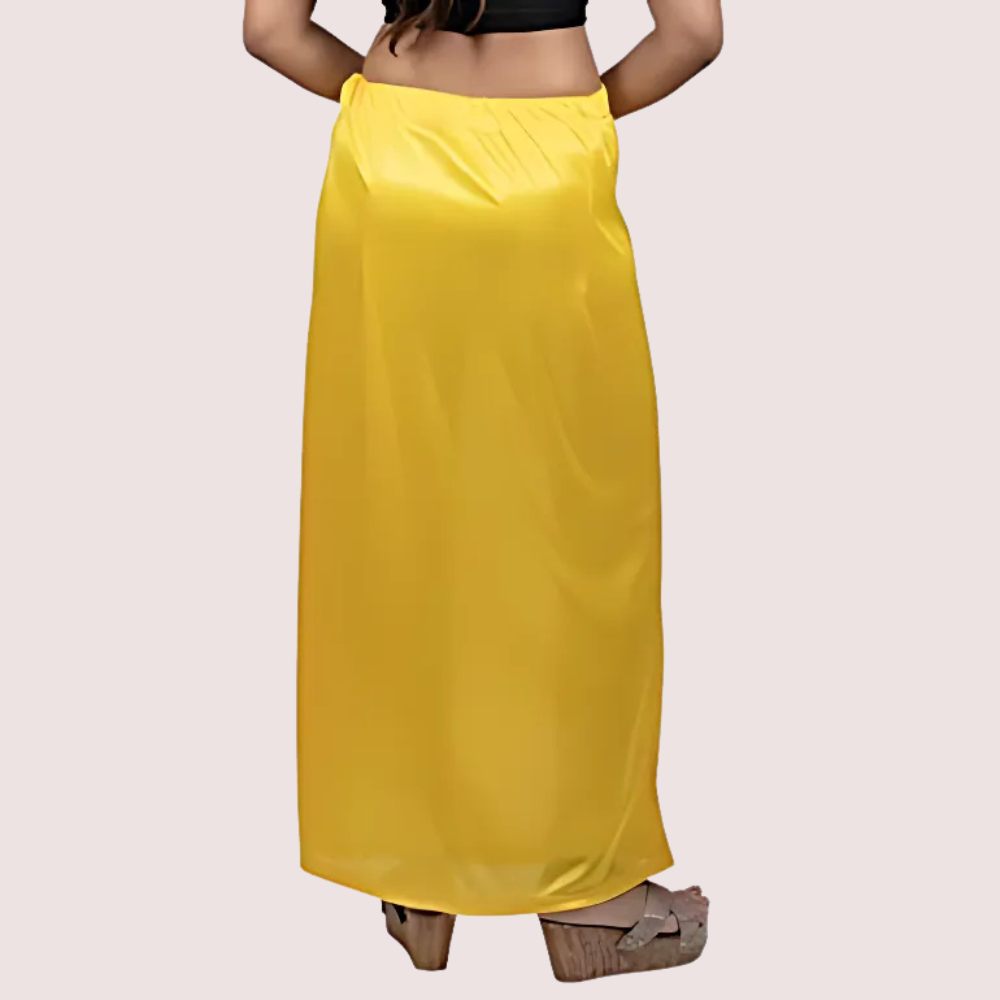 Gleaming silk slip of Saree&#39;s shapewear for ladies